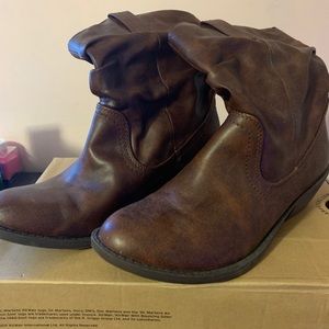 American Eagle Cowboy boots